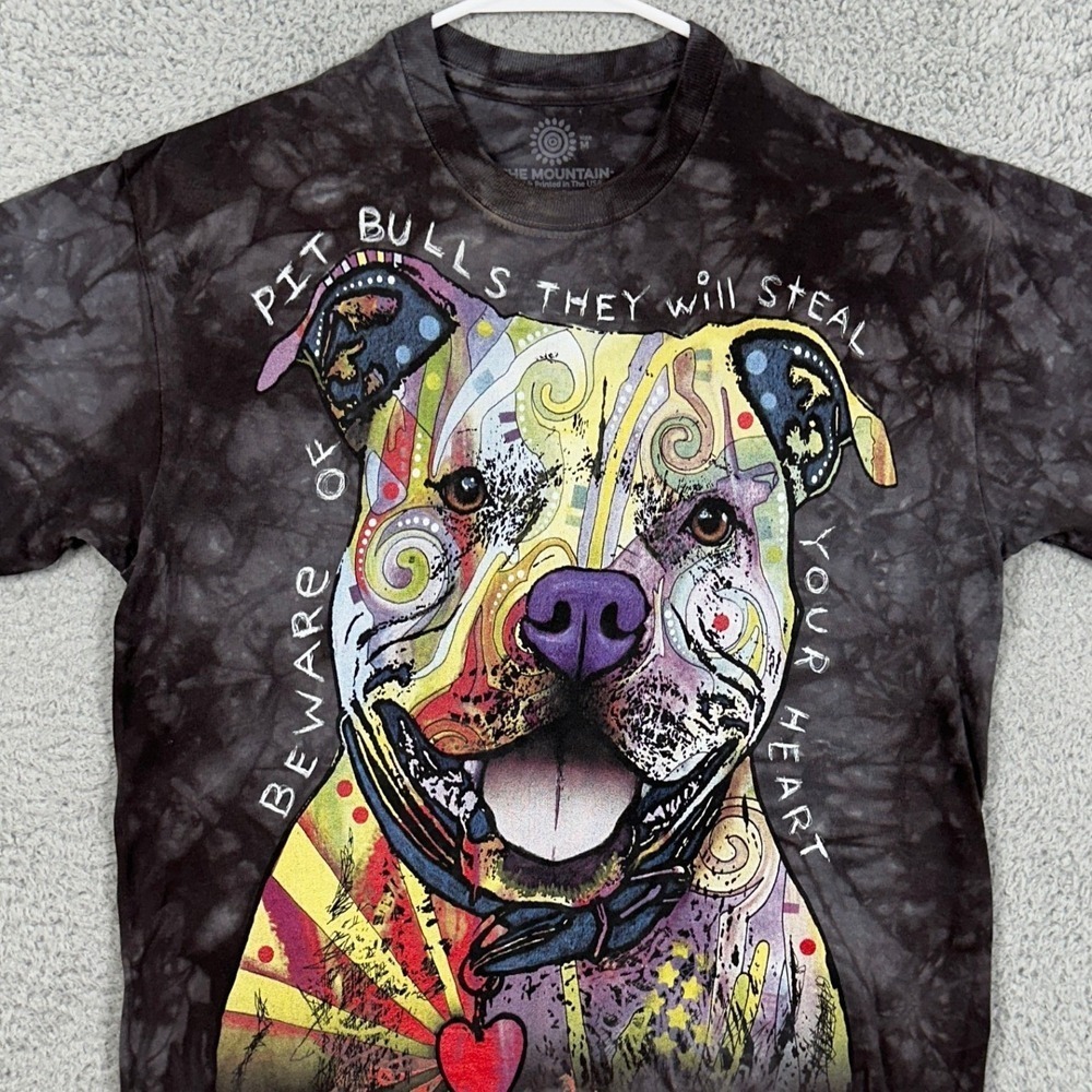 The Mountain Pitbull Dog T-Shirt Size Medium Black Unisex Tee